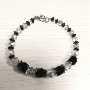 Vintage Handmade Bracelet Plastic & Glass Beads Elegant Black Clear Silver Tone